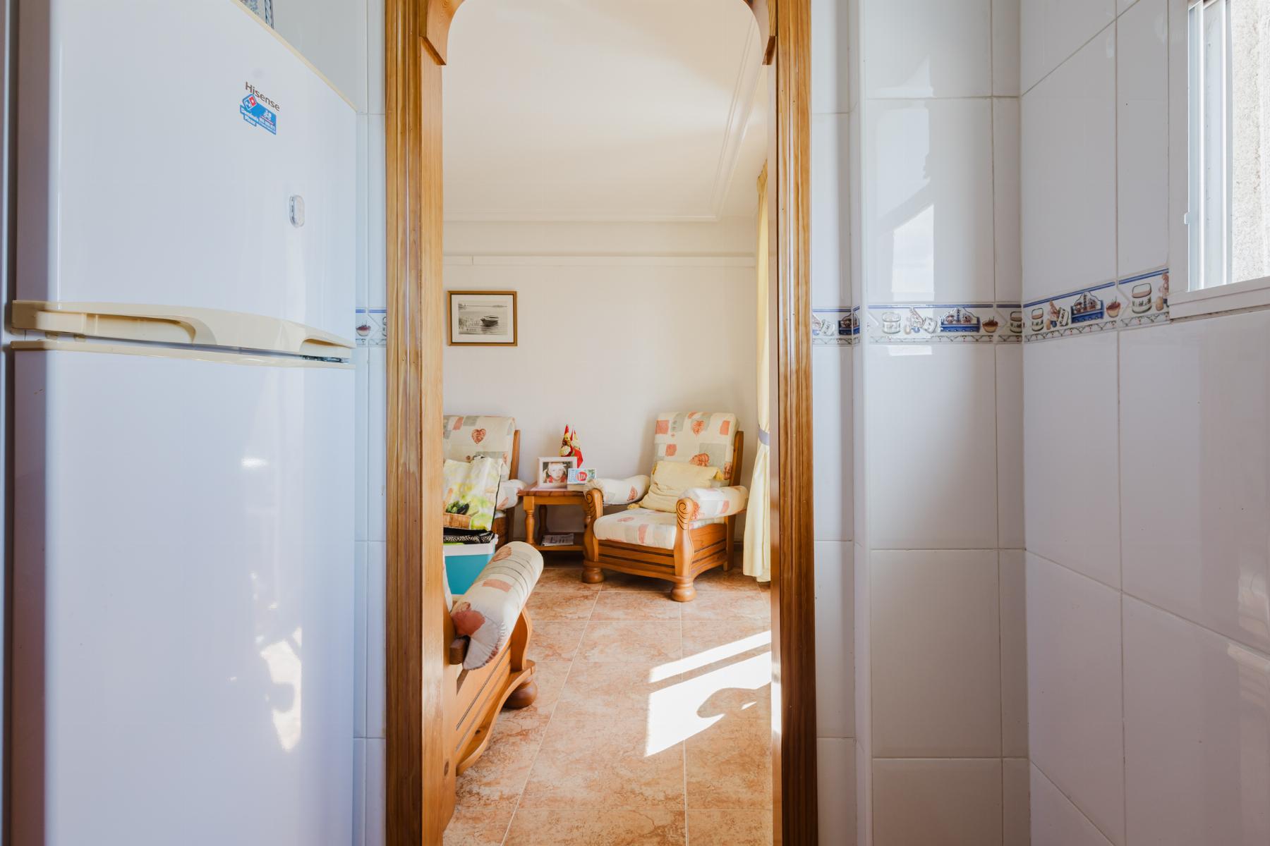 Bedroom in apartment for sale in Torrevieja