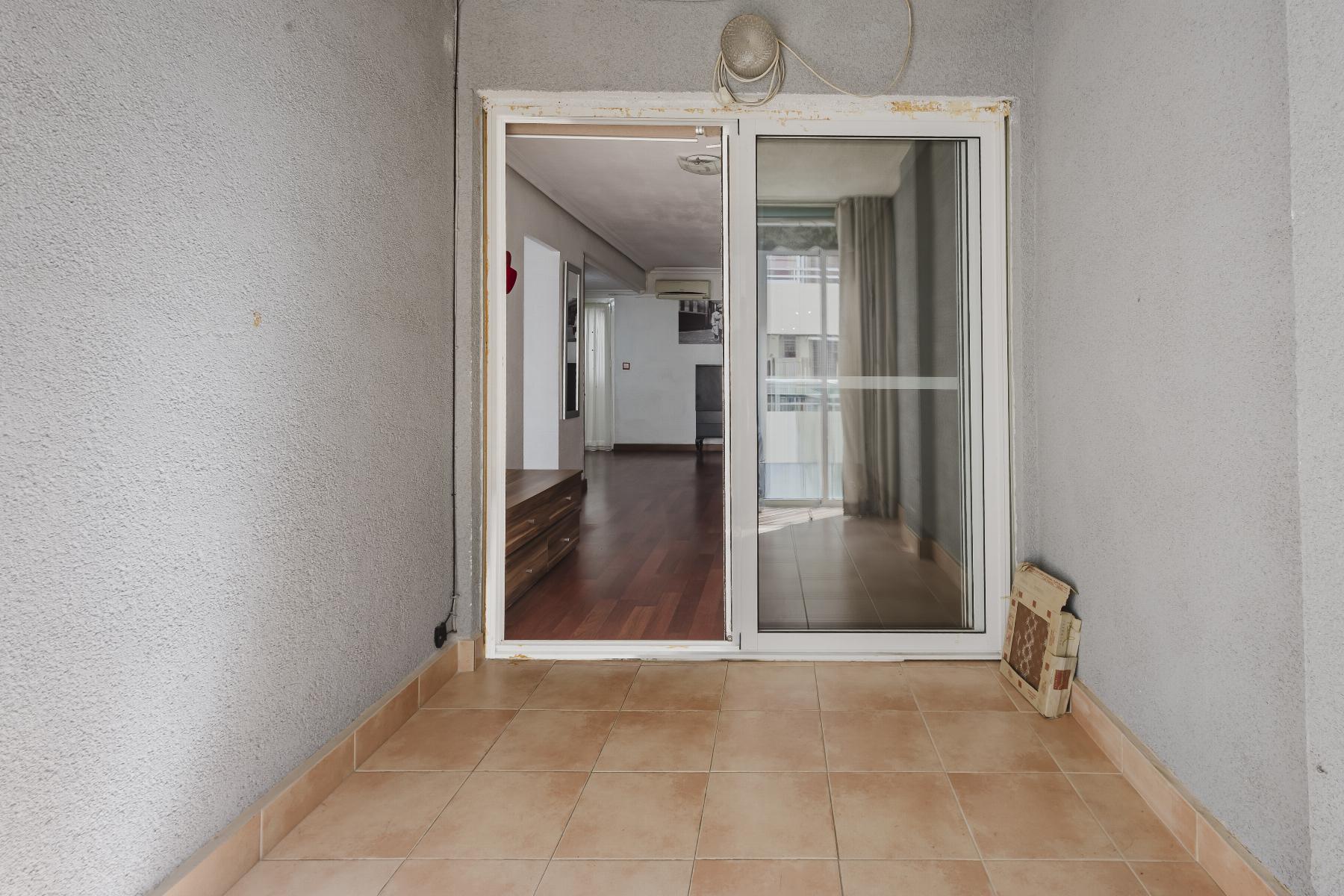 Master bedroom in apartment for sale in Torrevieja