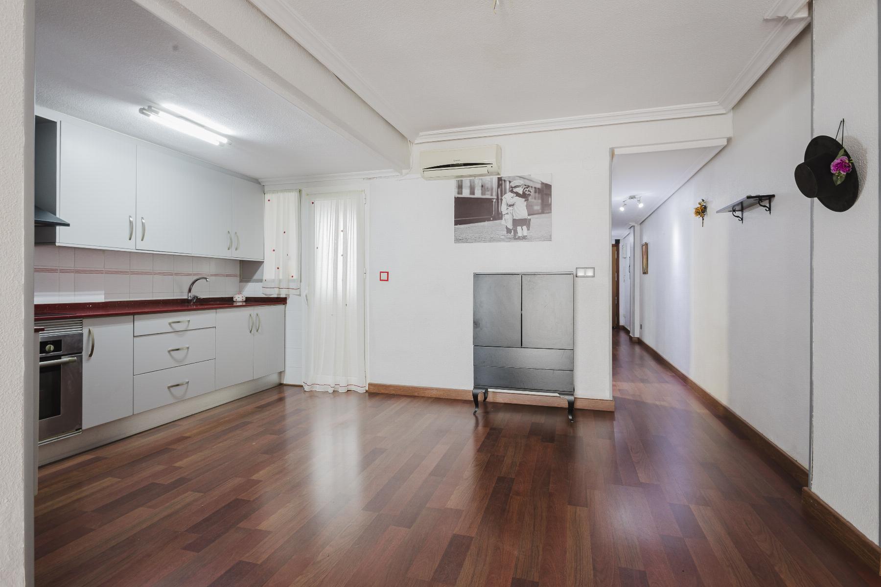 Terrace in apartment for sale in Torrevieja
