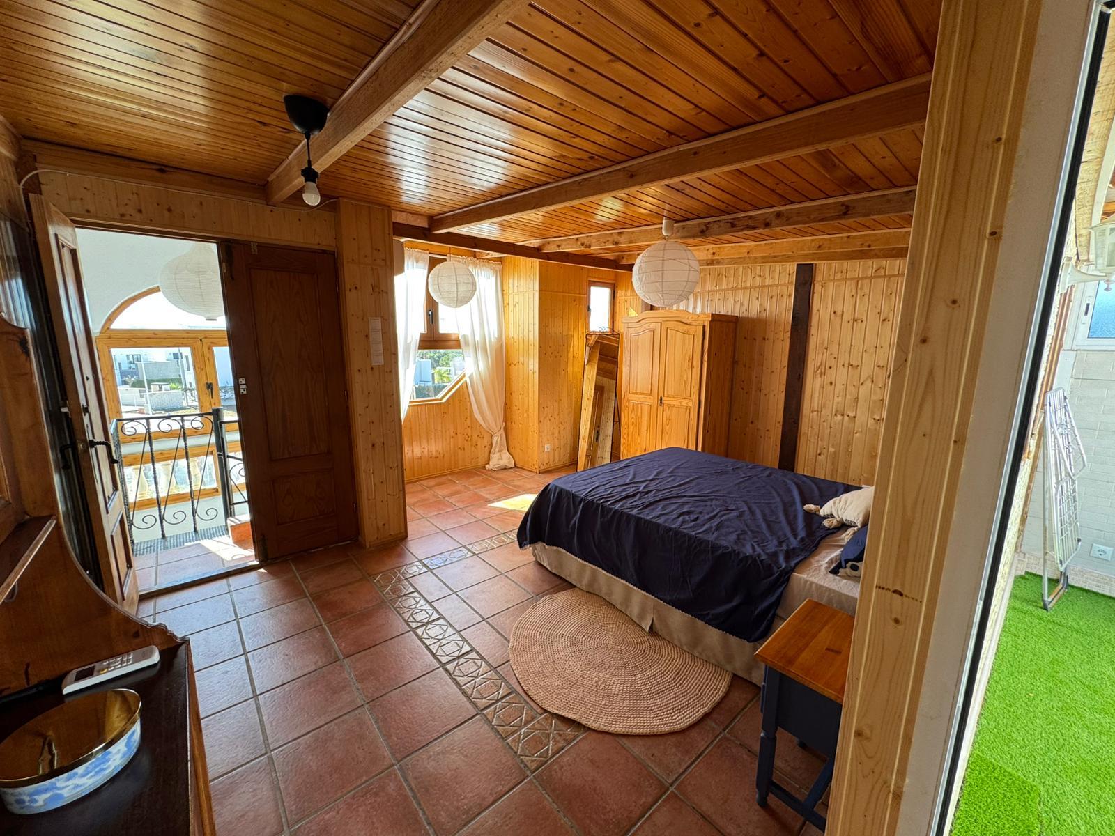Dining area in bungalow for sale in Torrevieja
