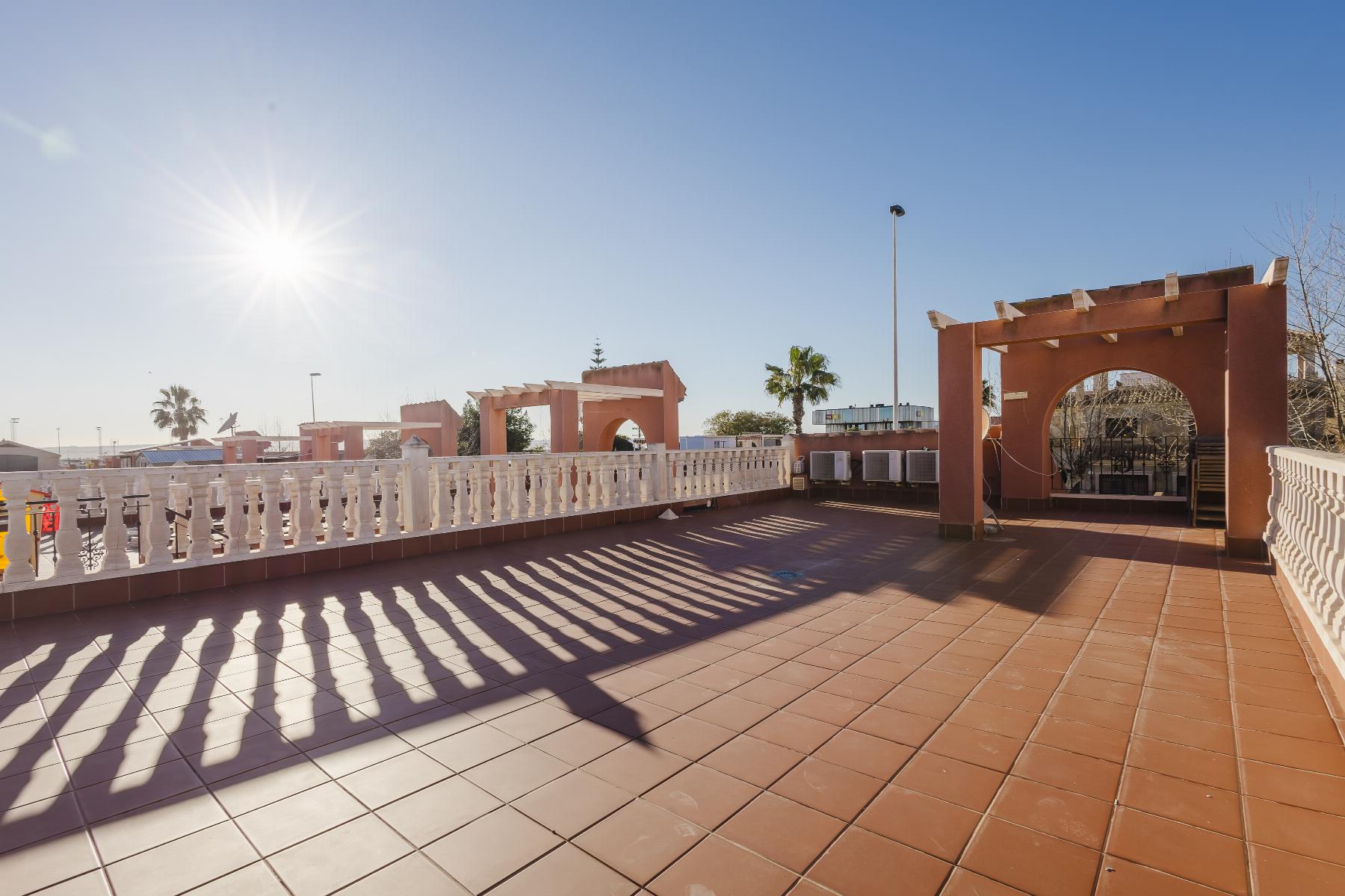 Master bedroom in villa for sale in Torrevieja