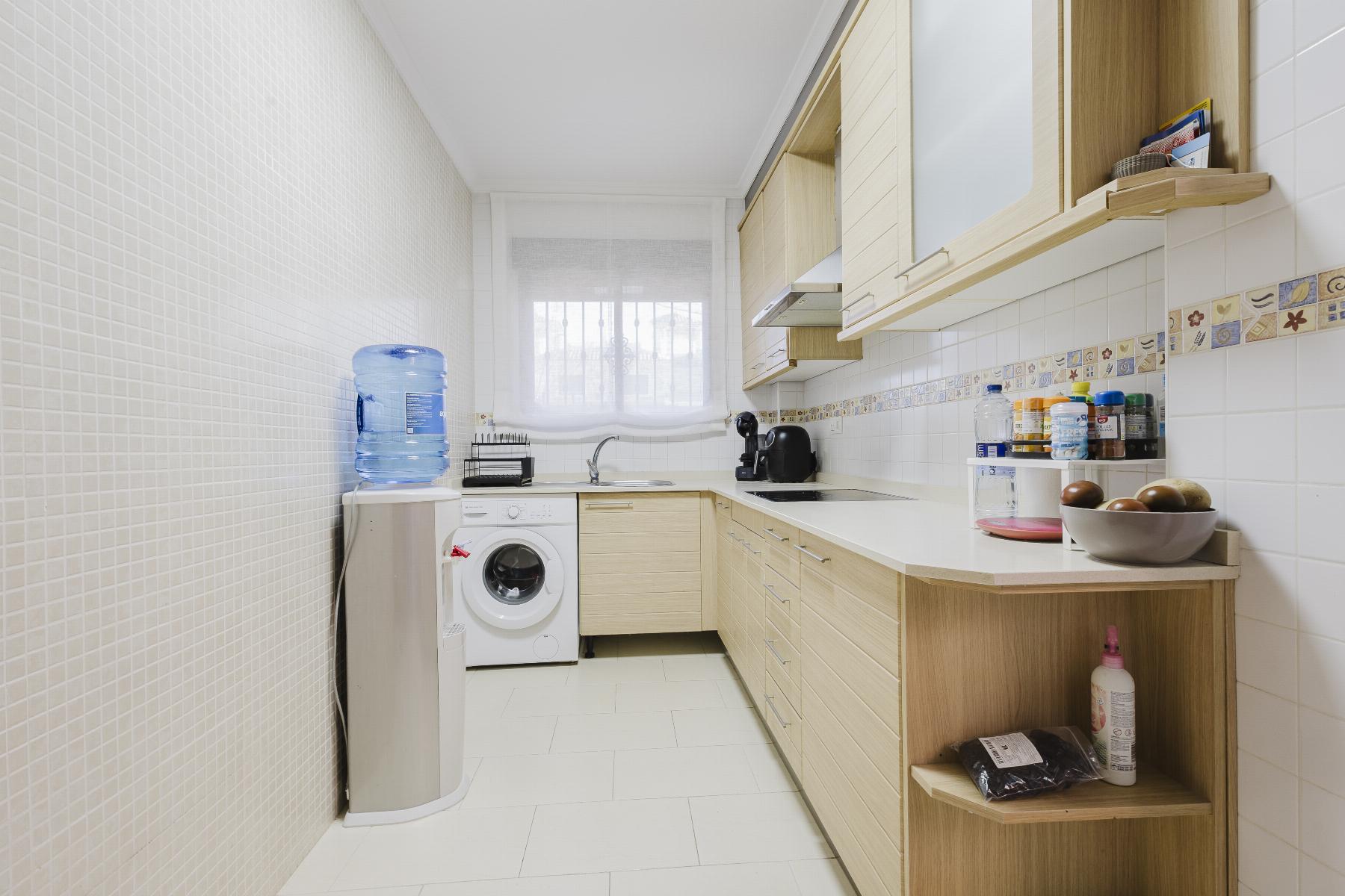 Bedroom in villa for sale in Torrevieja