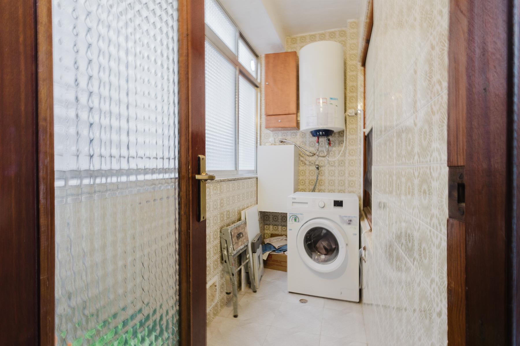 Bathroom in apartment for sale in Torrevieja