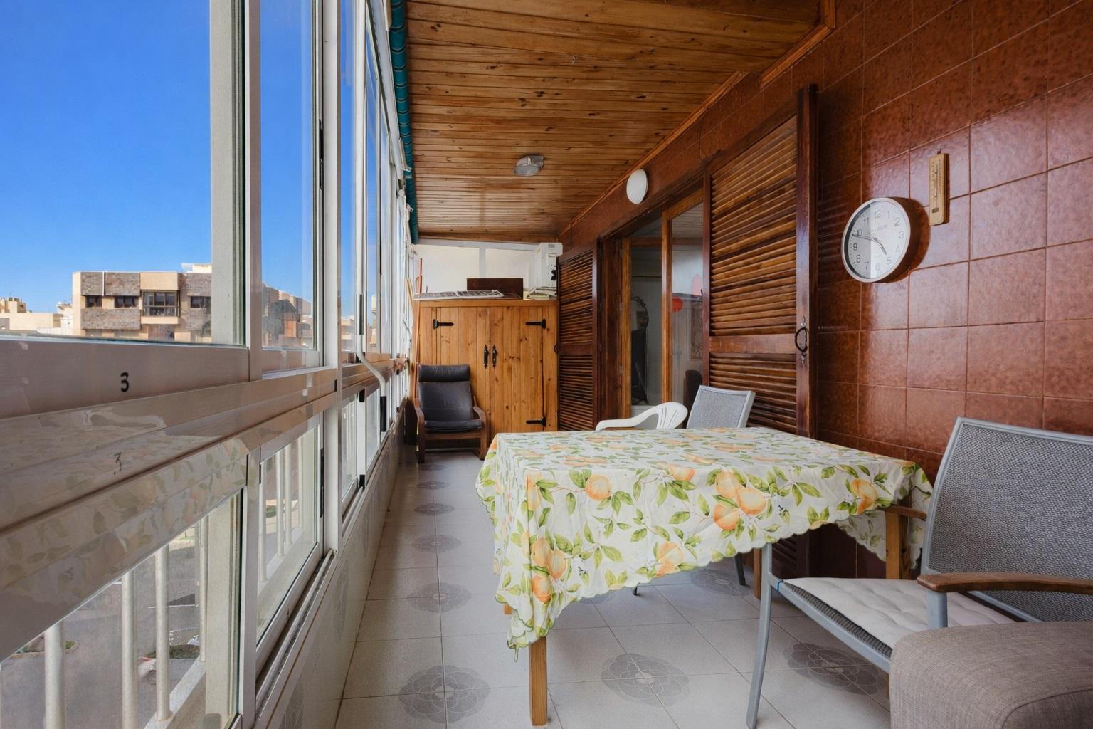 Bedroom in apartment for sale in Torrevieja