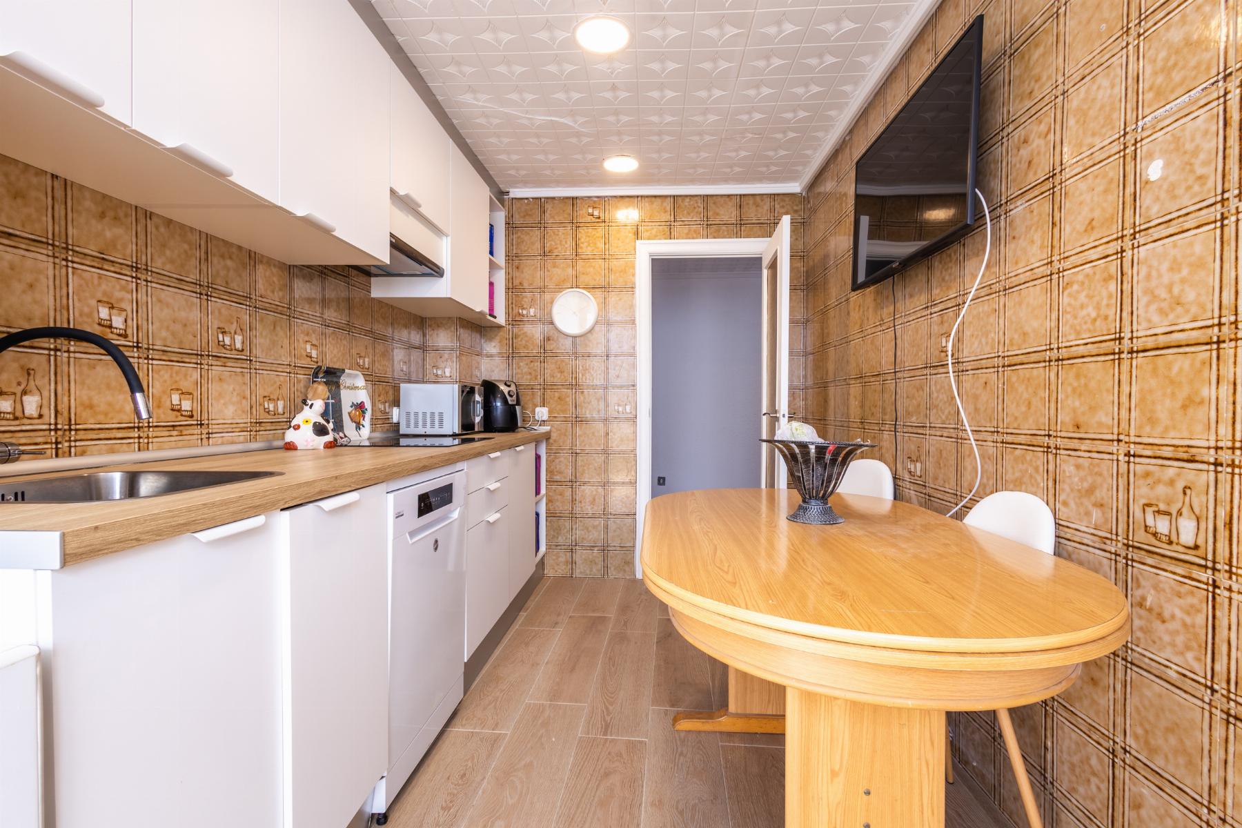 Kitchen in apartment for sale in Torrevieja