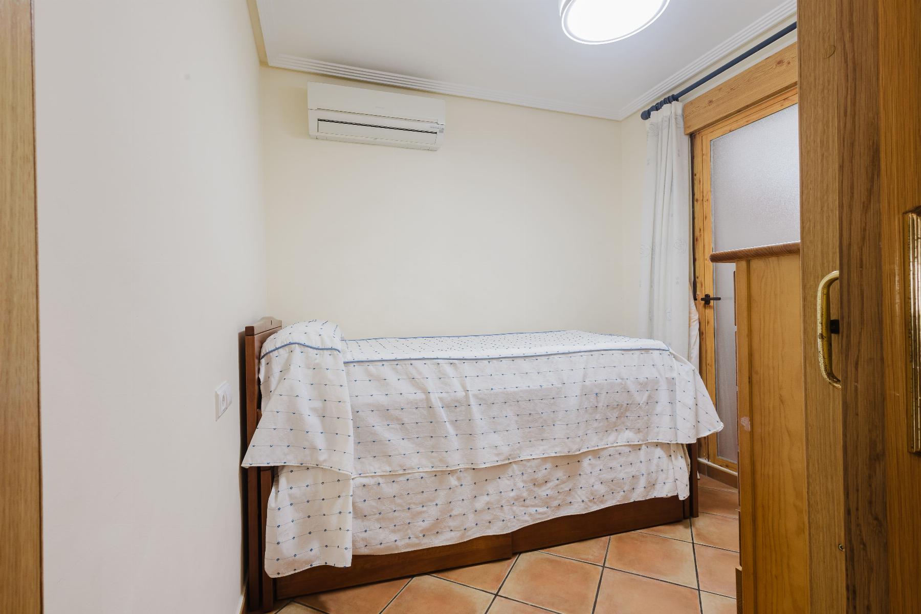 Terrace in bungalow for sale in Torrevieja