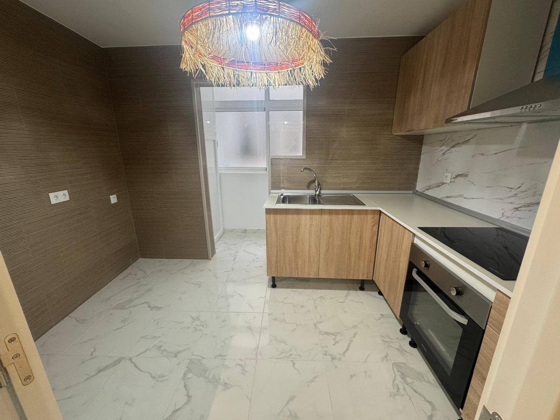 Terrace in apartment for sale in Torrevieja