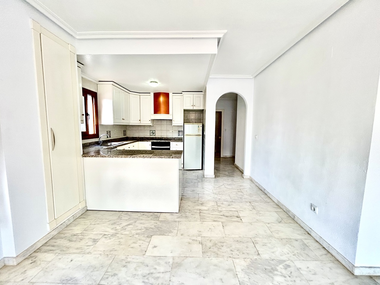 Уютный апартамент с балконом и видом на сад в Villamartín