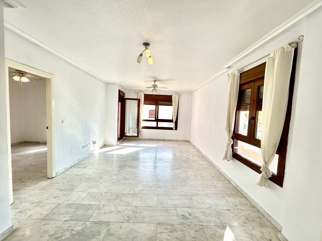 Terrace in apartment for sale in Villamartin