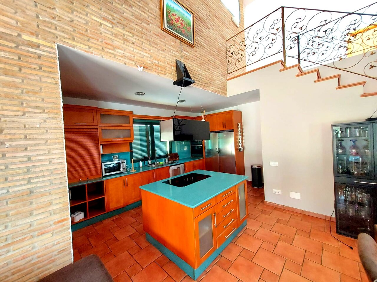 Master bedroom in villa for sale in Murcia