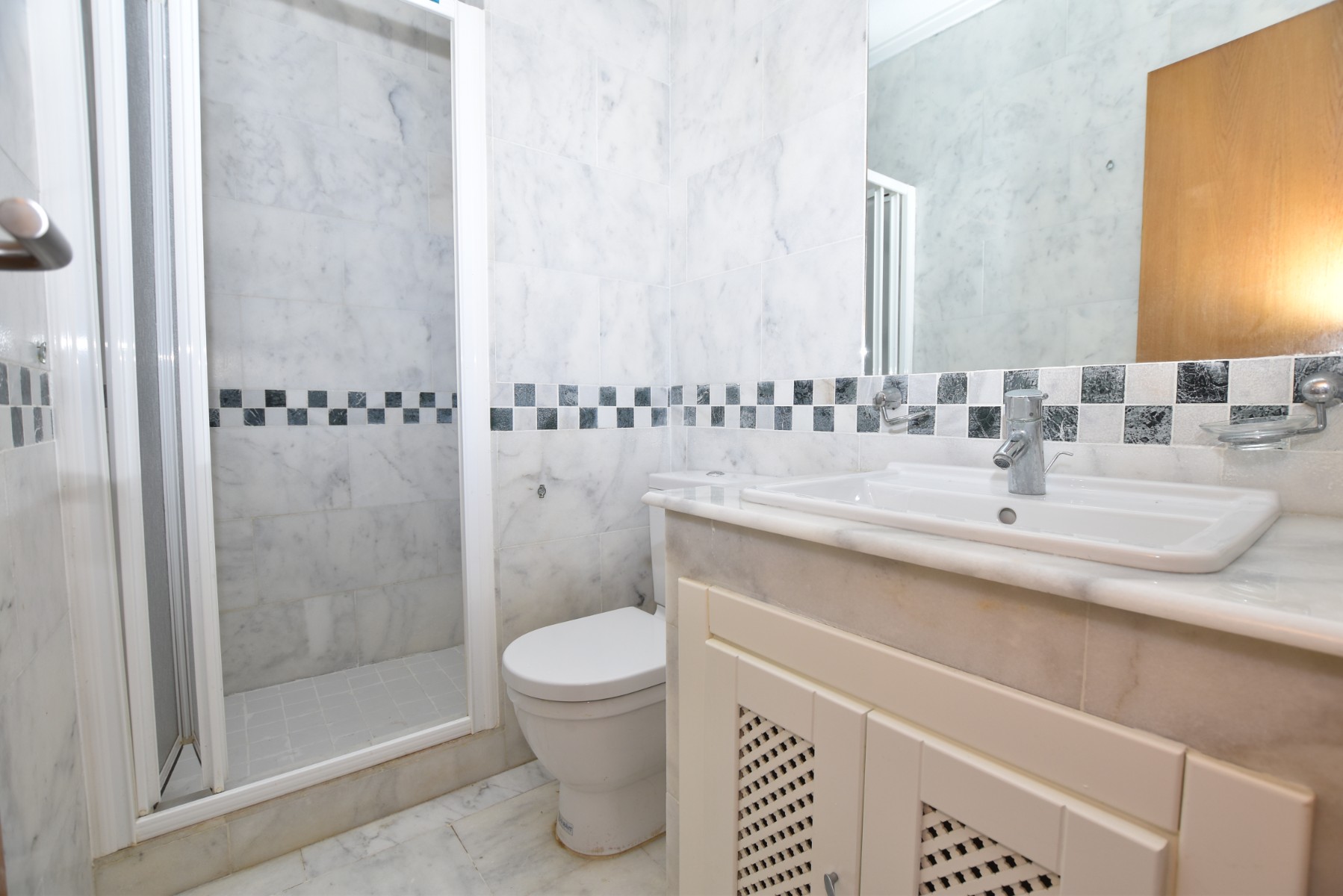 Master bedroom in bungalow for sale in Algorfa