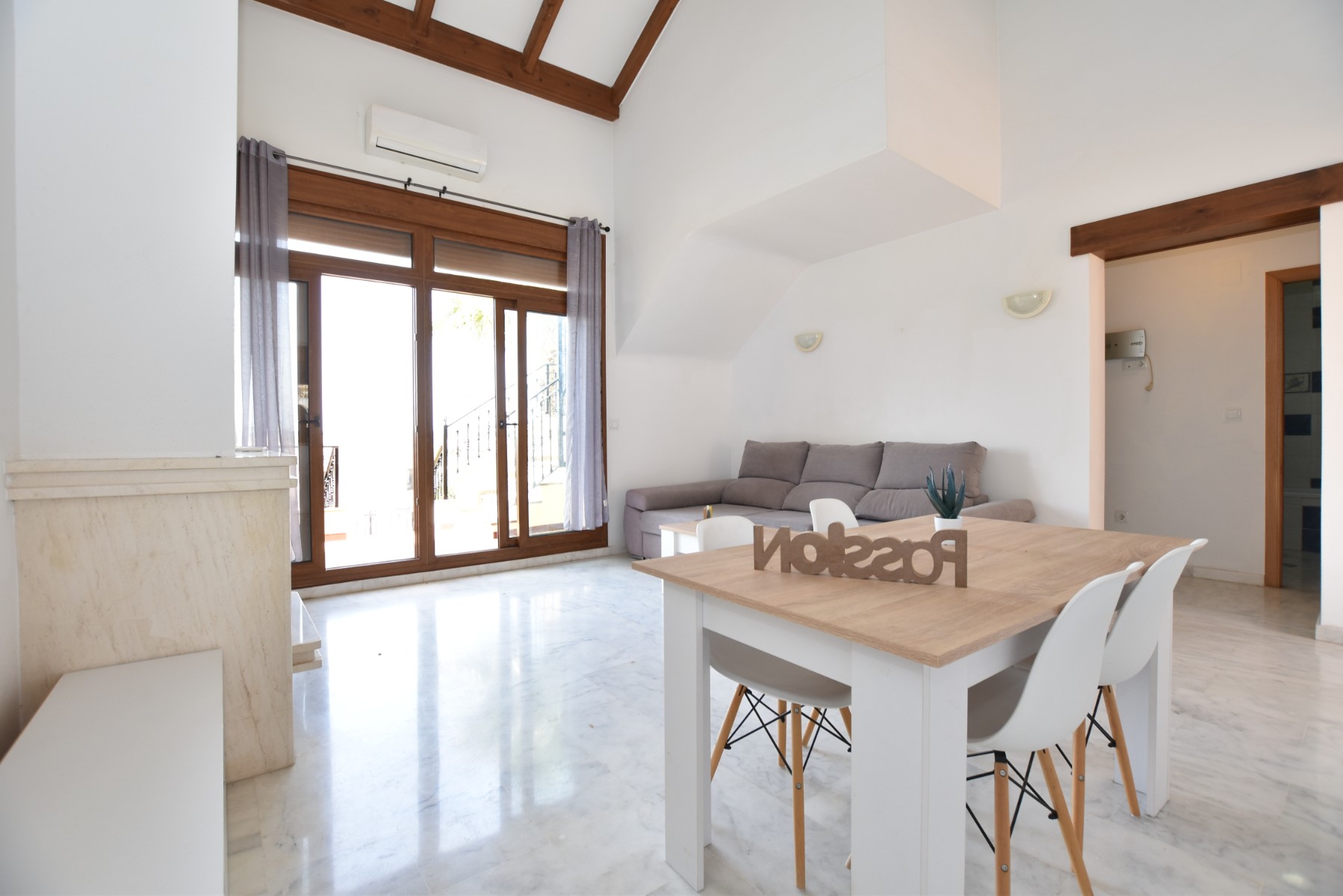 Bedroom in bungalow for sale in Algorfa