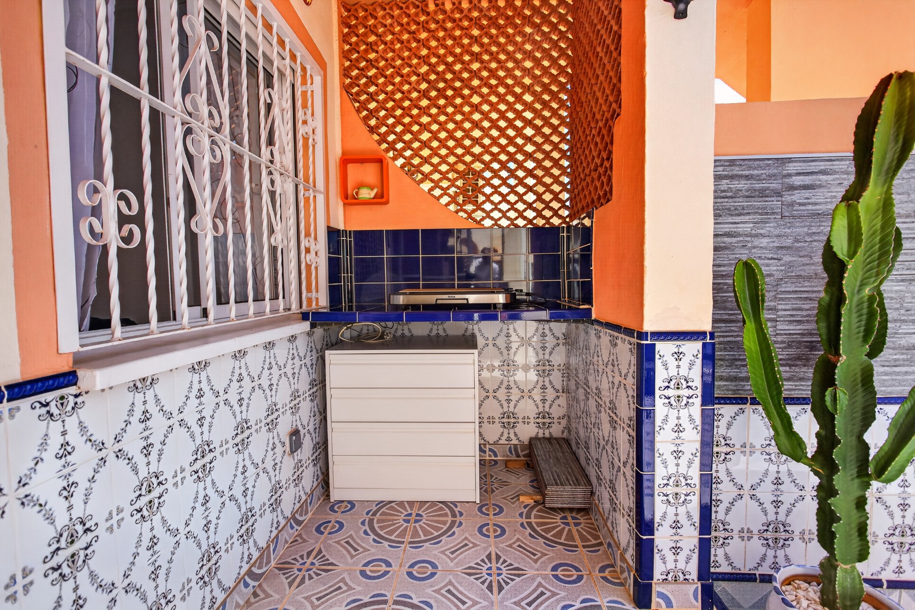 Dining area in apartment for sale in Orihuela Costa