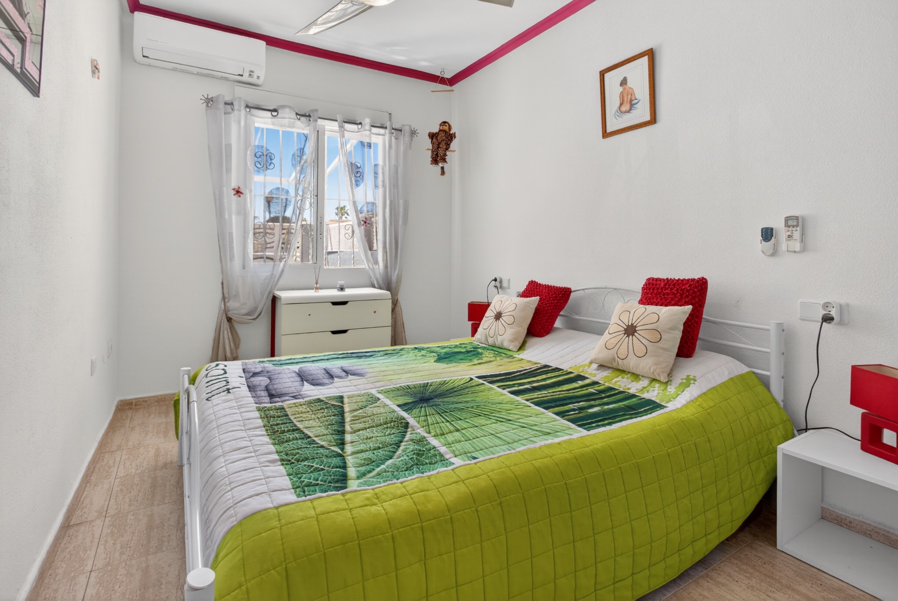 Dining area in apartment for sale in Orihuela Costa