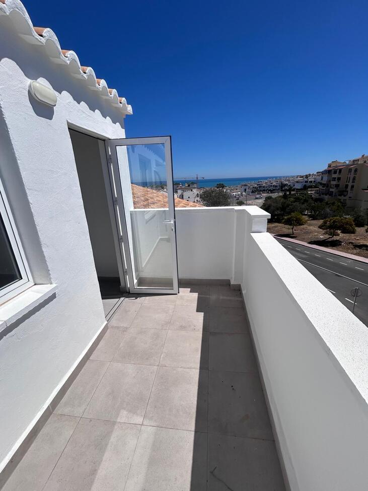 Master bedroom in duplex for sale in Torrevieja