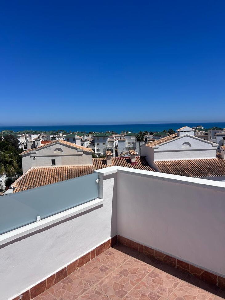 Pool area in duplex for sale in Torrevieja