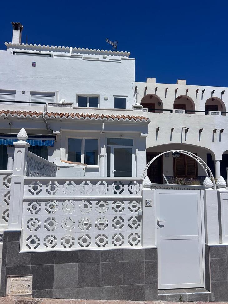 Exterior view in duplex for sale in Torrevieja