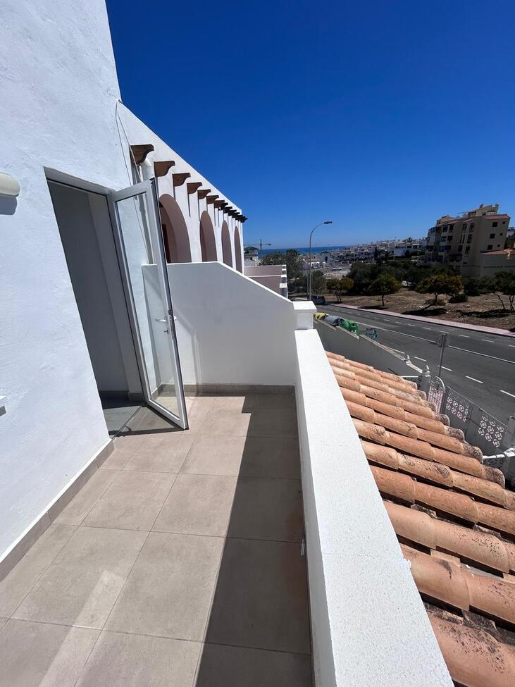 Bathroom in duplex for sale in Torrevieja