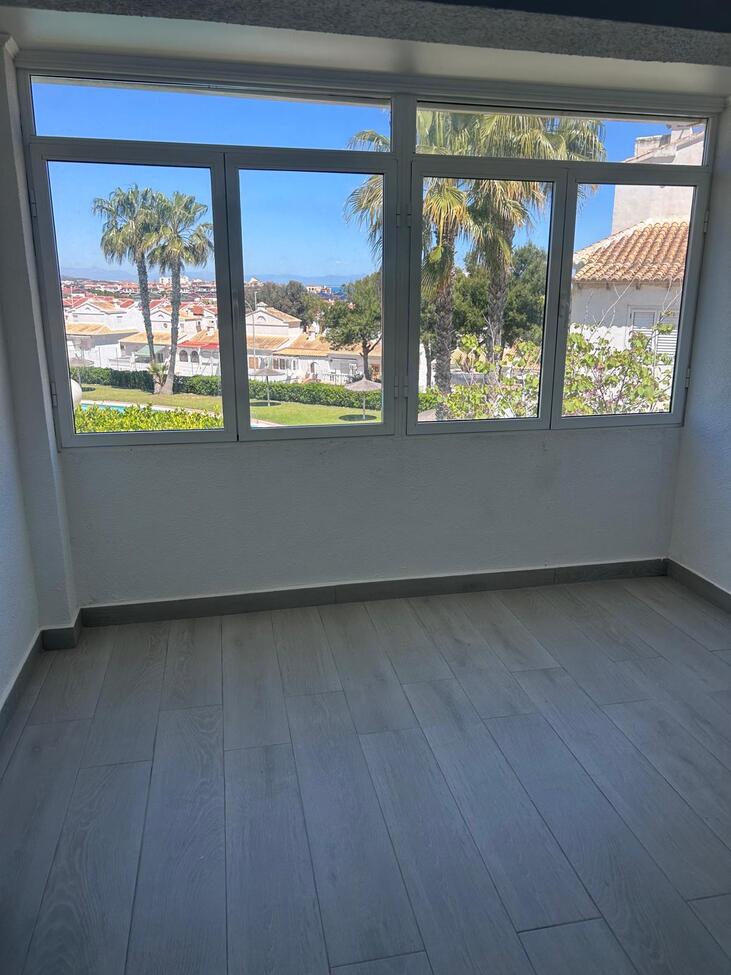 Pool area in duplex for sale in Torrevieja