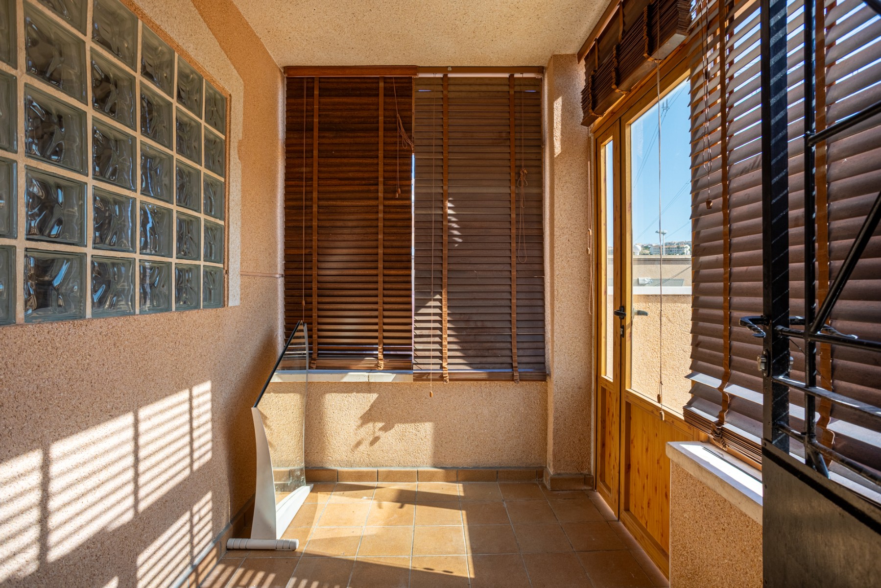 Living room in villa for sale in Benijofar