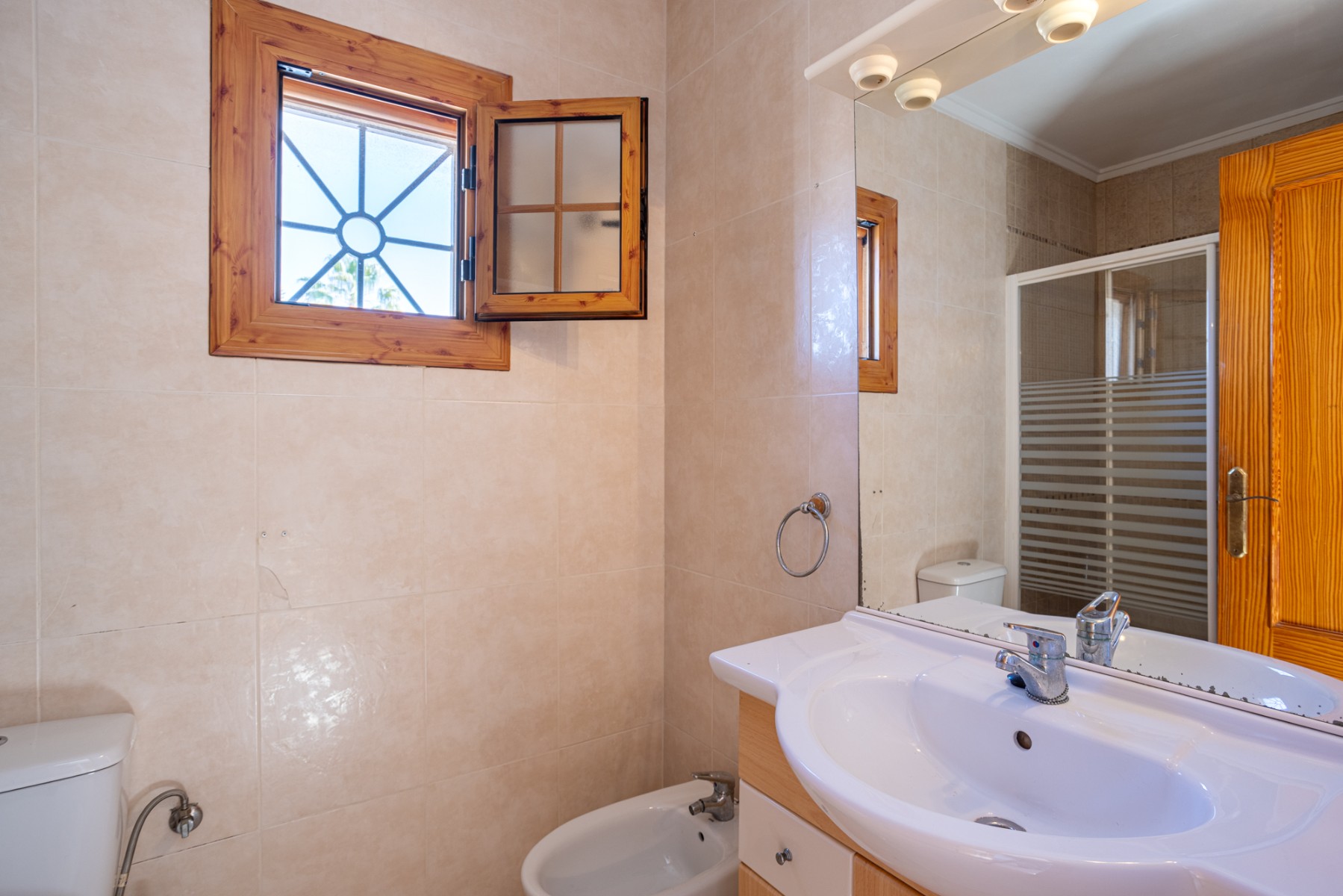 Dining area in villa for sale in Benijofar