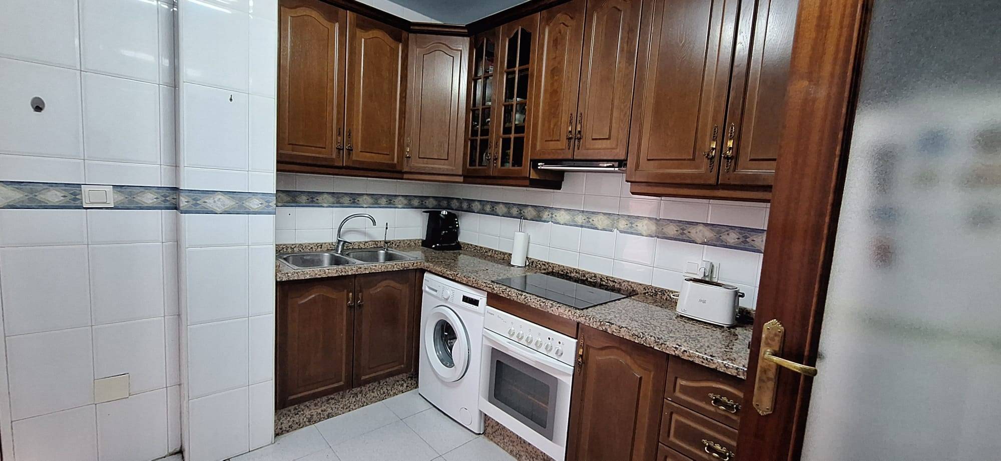 Kitchen in apartment for sale in Murcia