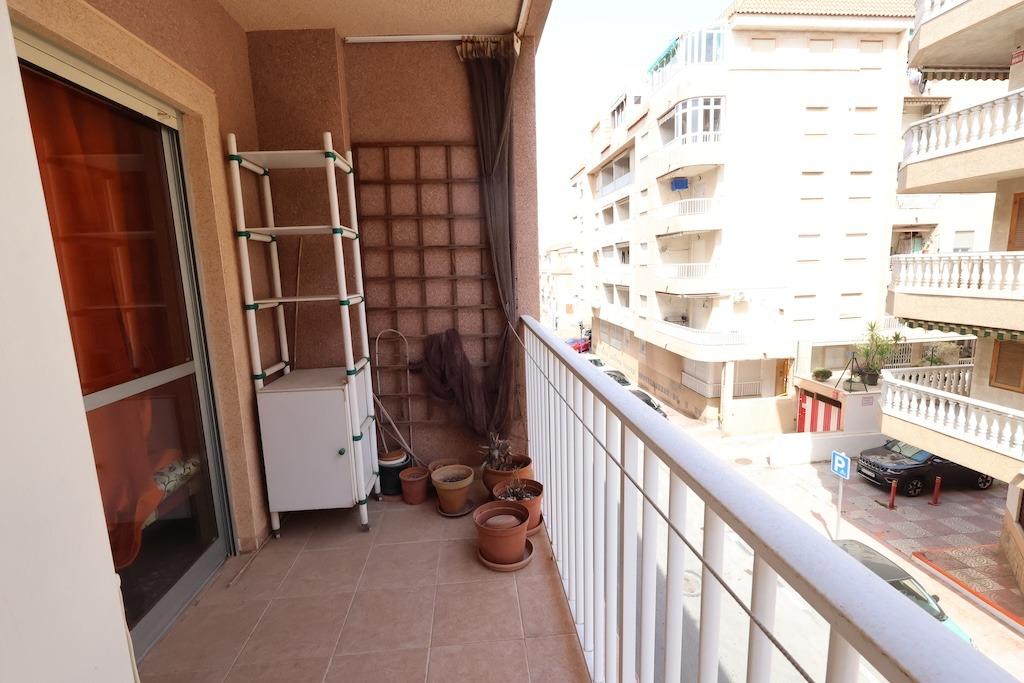 Kitchen in apartment for sale in Torrevieja