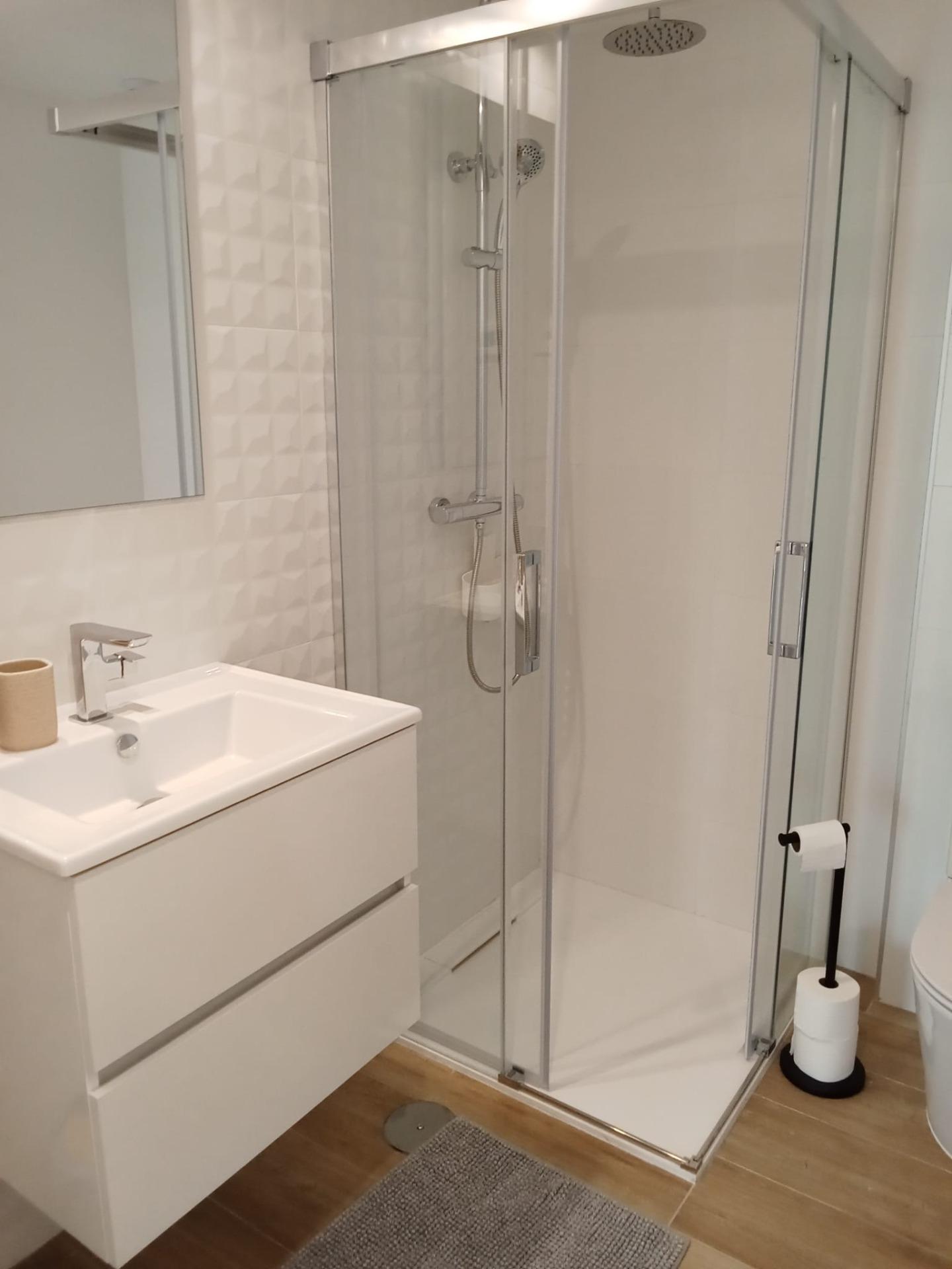 Bathroom in apartment for sale in Torrevieja