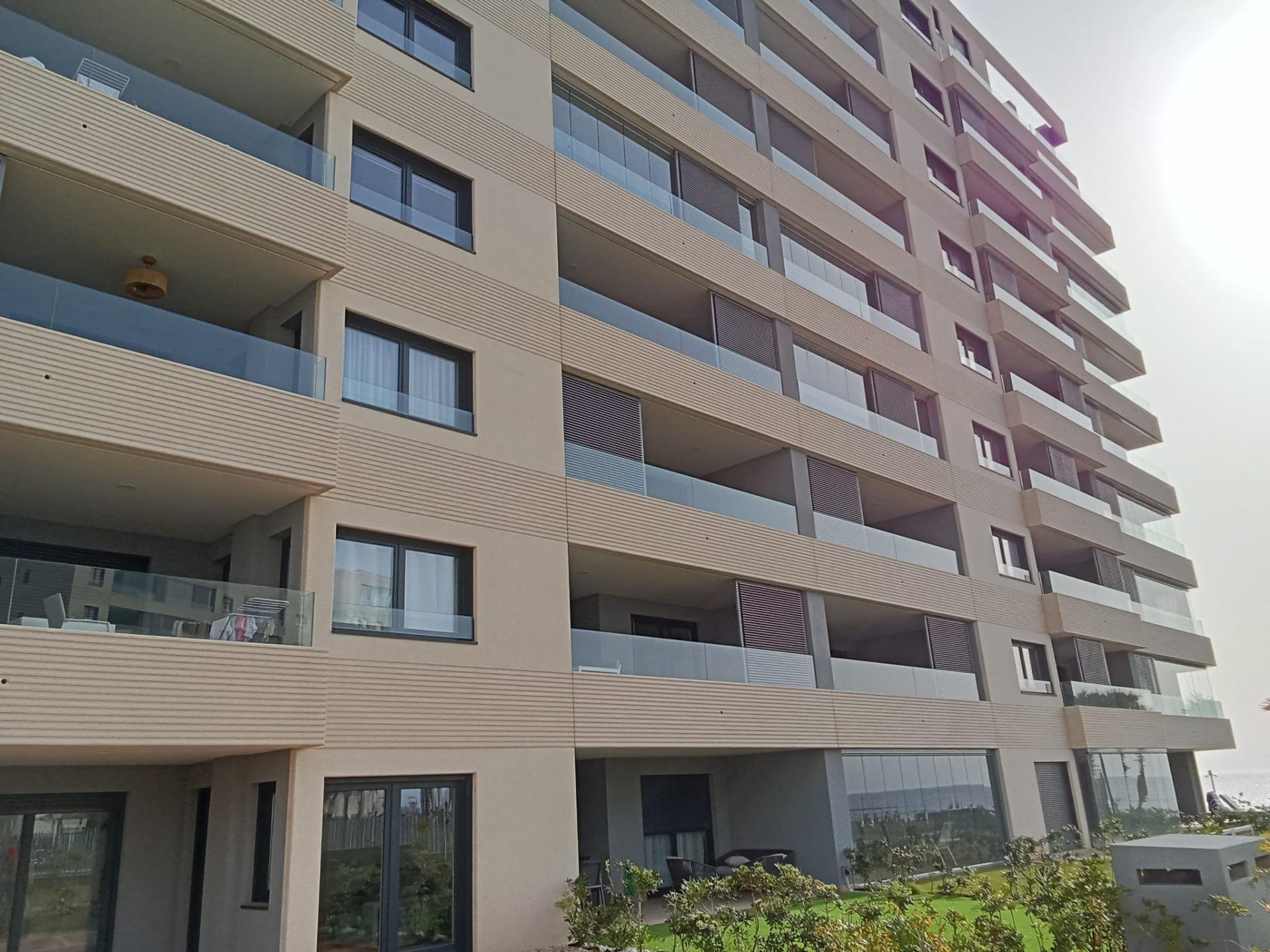 Pool area in apartment for sale in Torrevieja