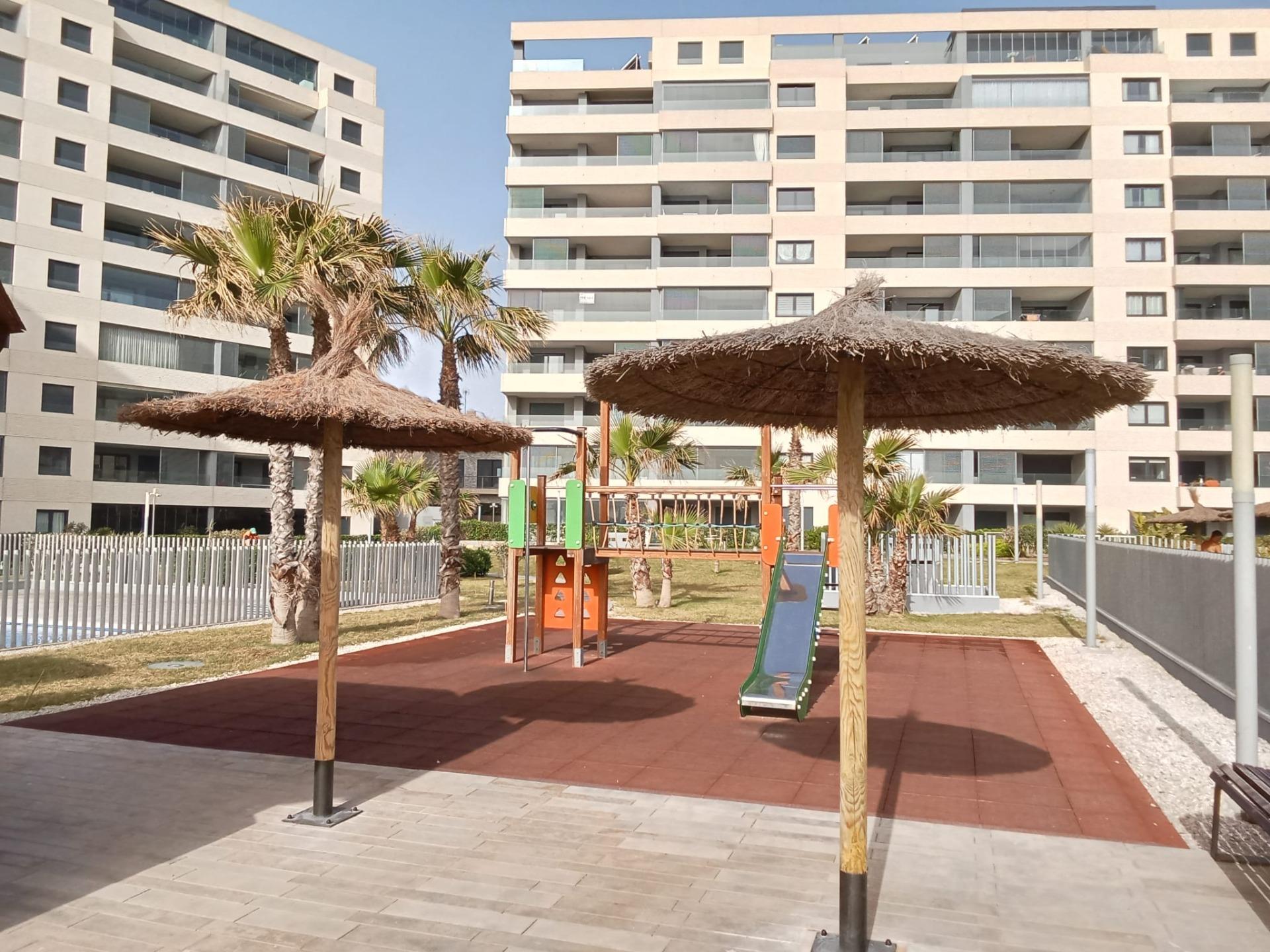 Terrace in apartment for sale in Torrevieja