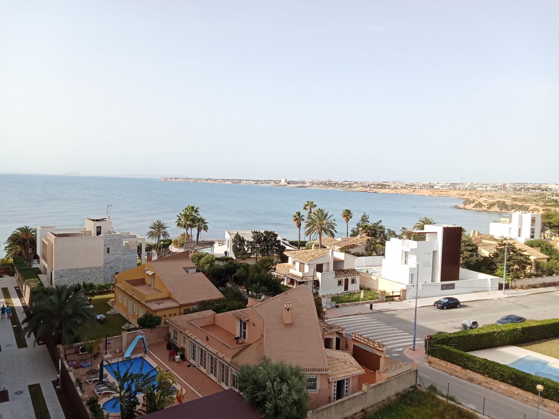 Kitchen in apartment for sale in Torrevieja