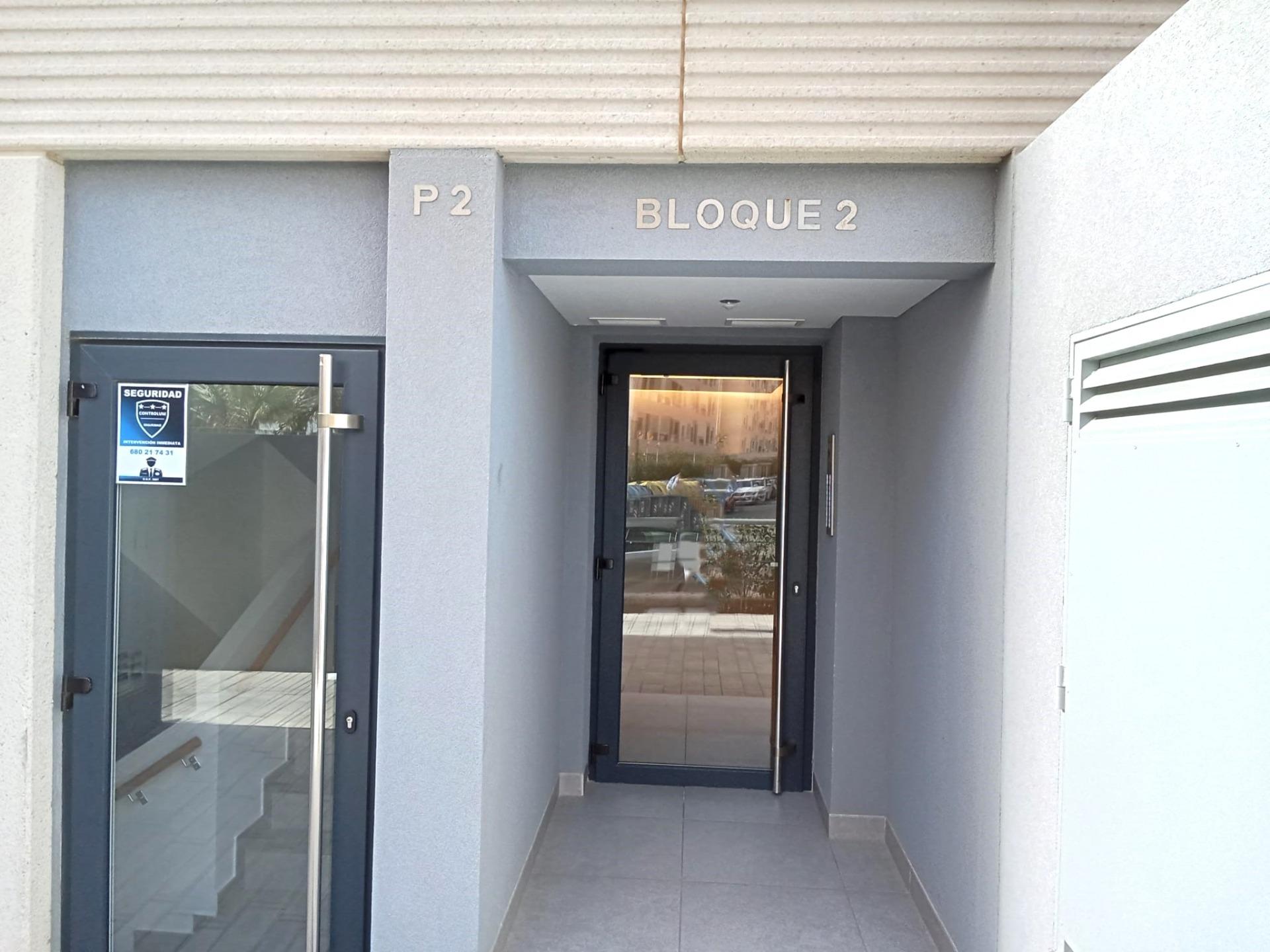 Pool area in apartment for sale in Torrevieja