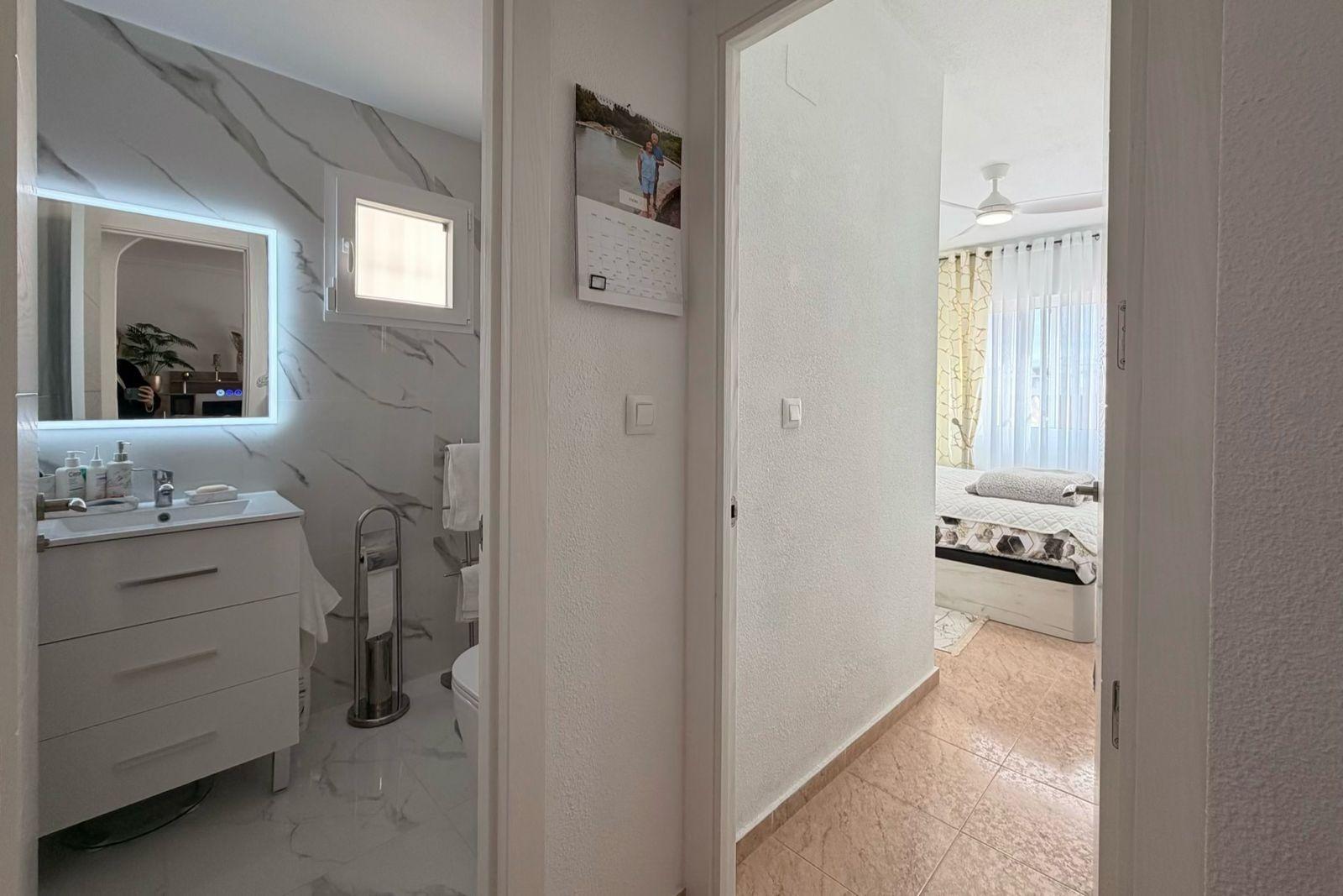 Living room in apartment for sale in Torrevieja