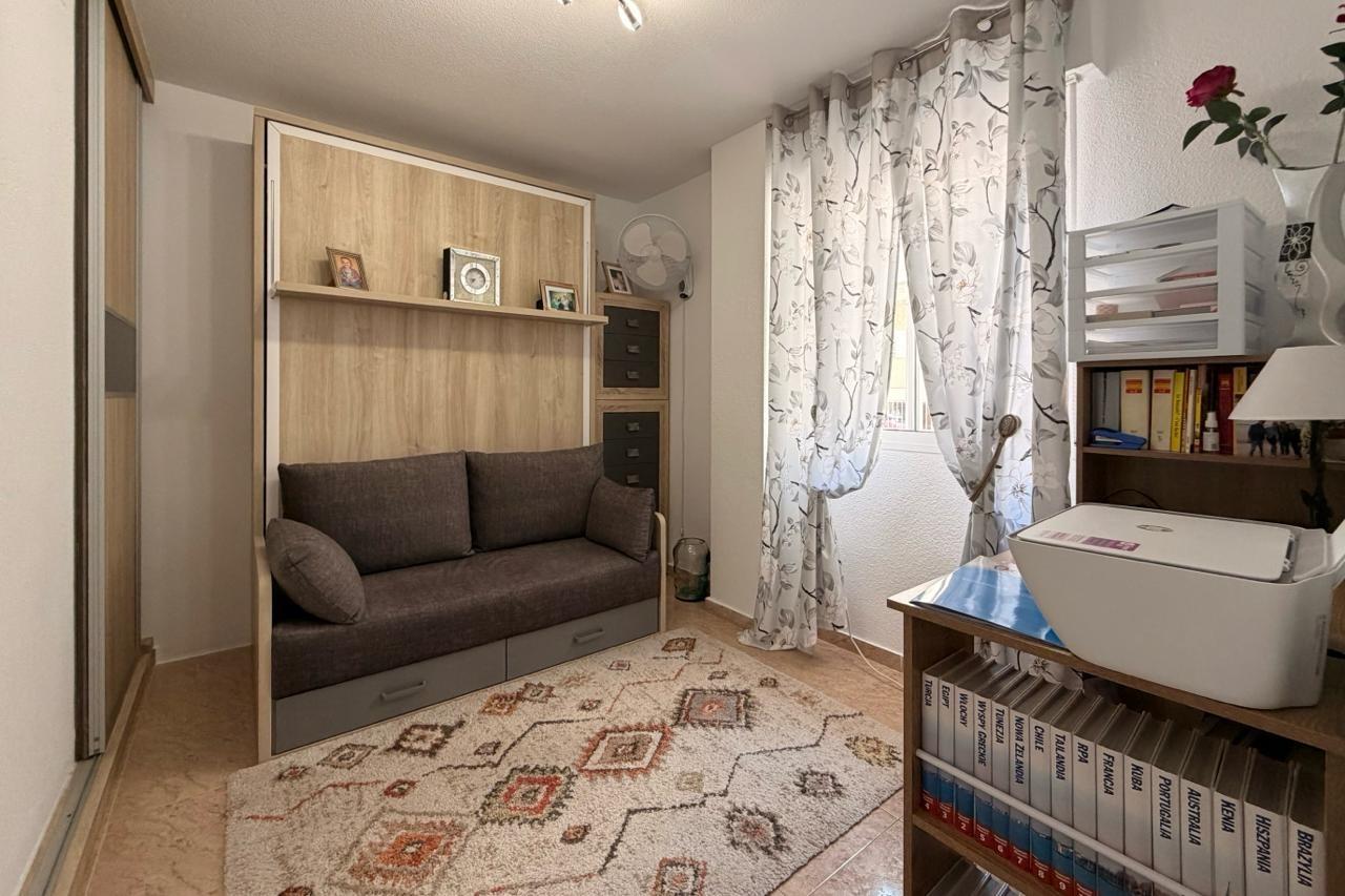 Garden in apartment for sale in Torrevieja