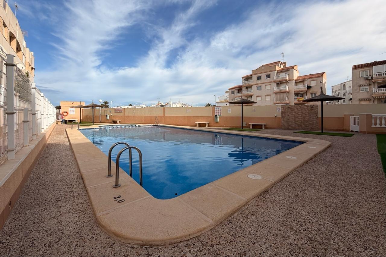 Living room in apartment for sale in Torrevieja