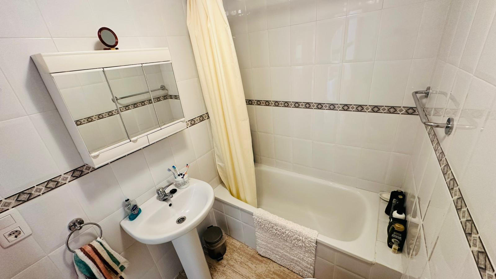 Kitchen in apartment for sale in Torrevieja