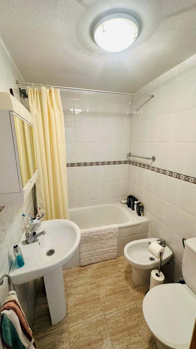 Master bedroom in apartment for sale in Torrevieja