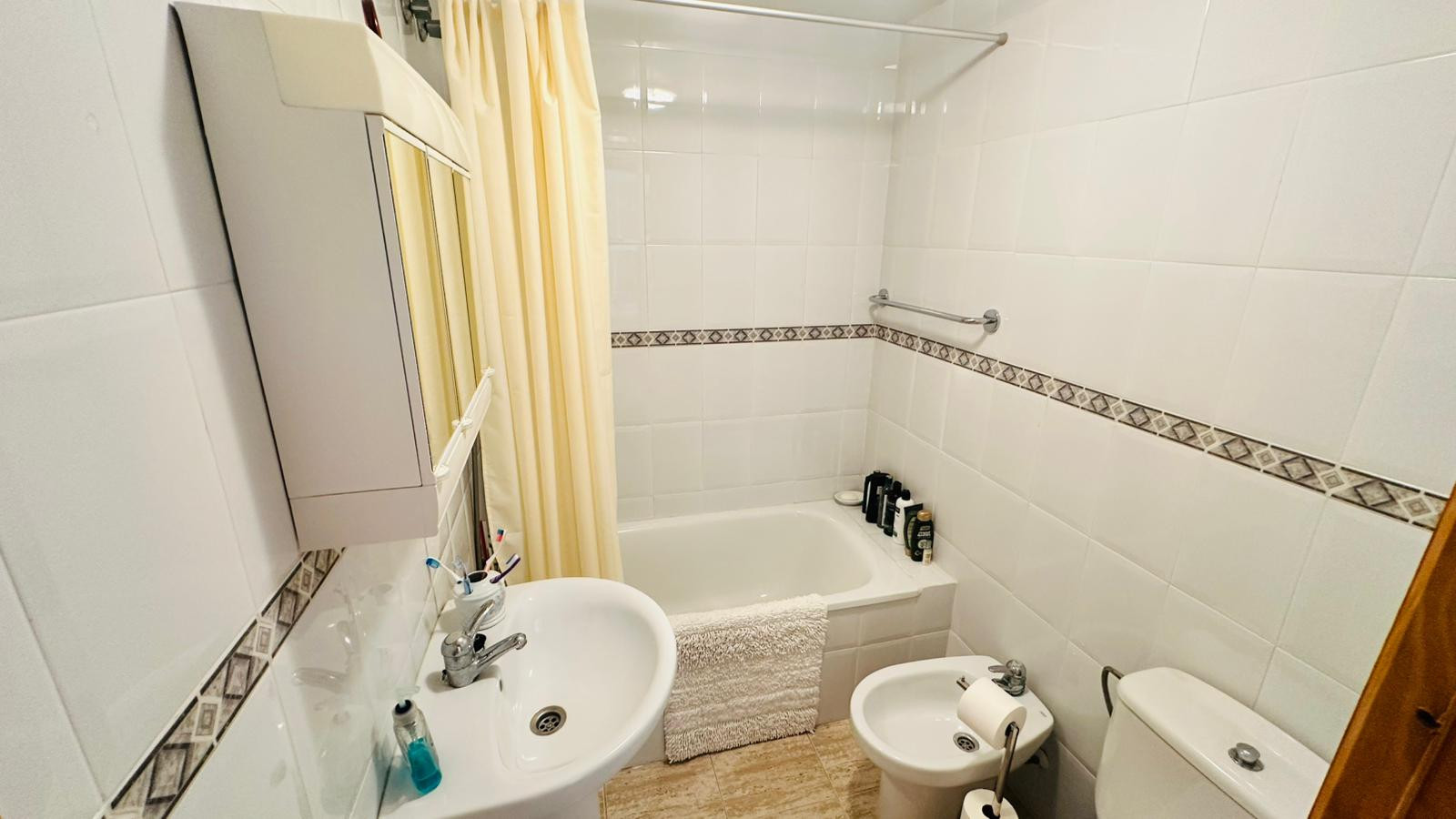 Bathroom in apartment for sale in Torrevieja