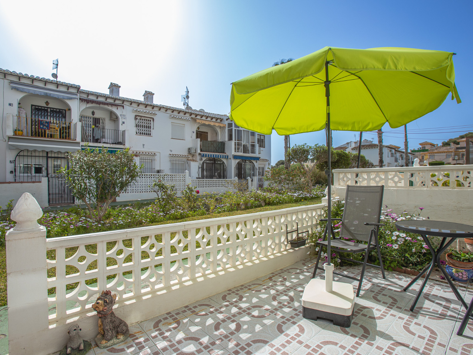 Terrace in bungalow for sale in Torrevieja