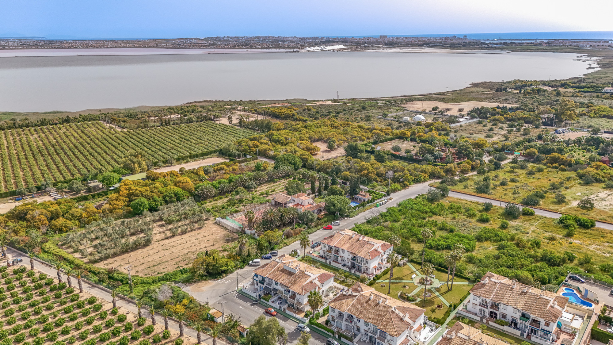 Garden in bungalow for sale in Torrevieja