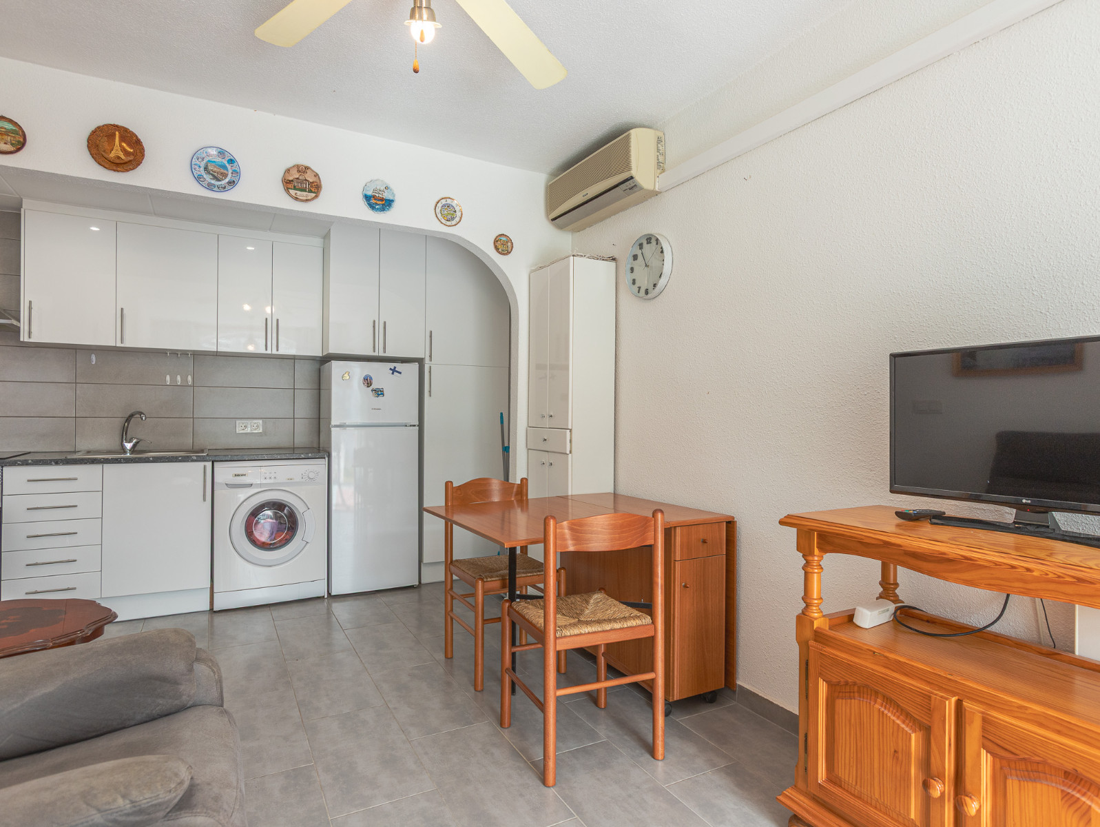 Garden in bungalow for sale in Torrevieja