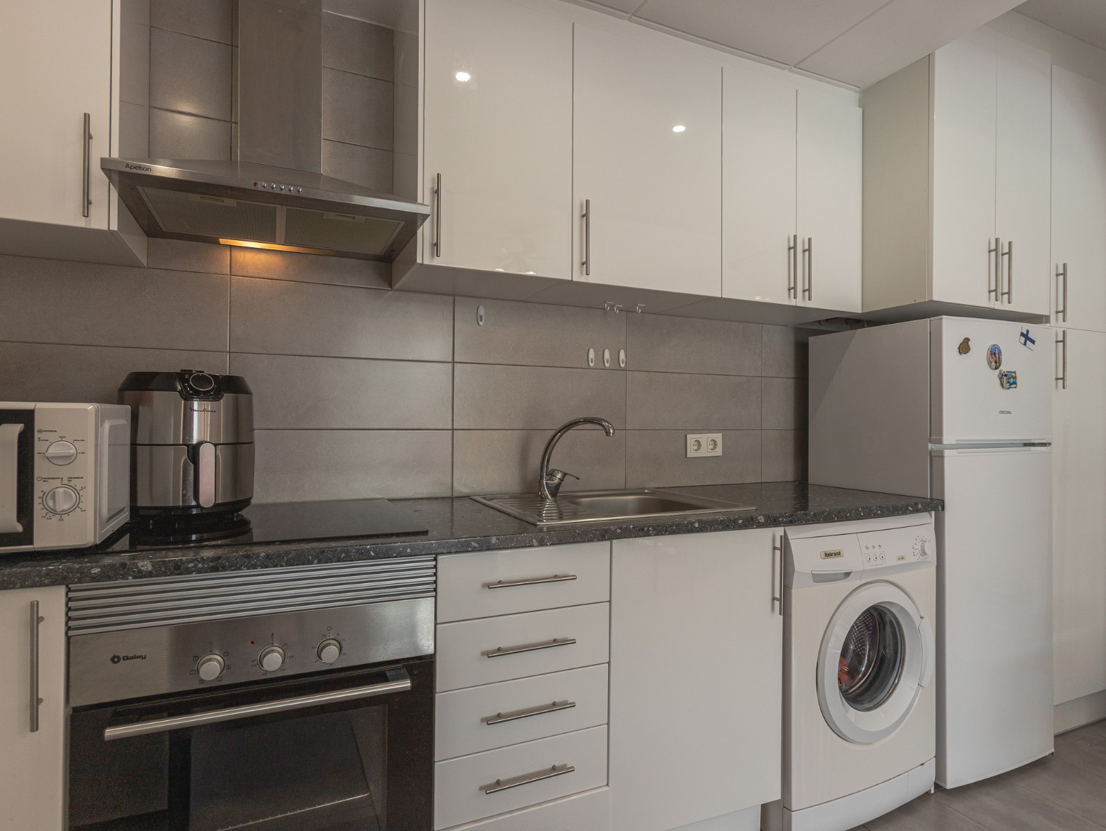 Dining area in bungalow for sale in Torrevieja
