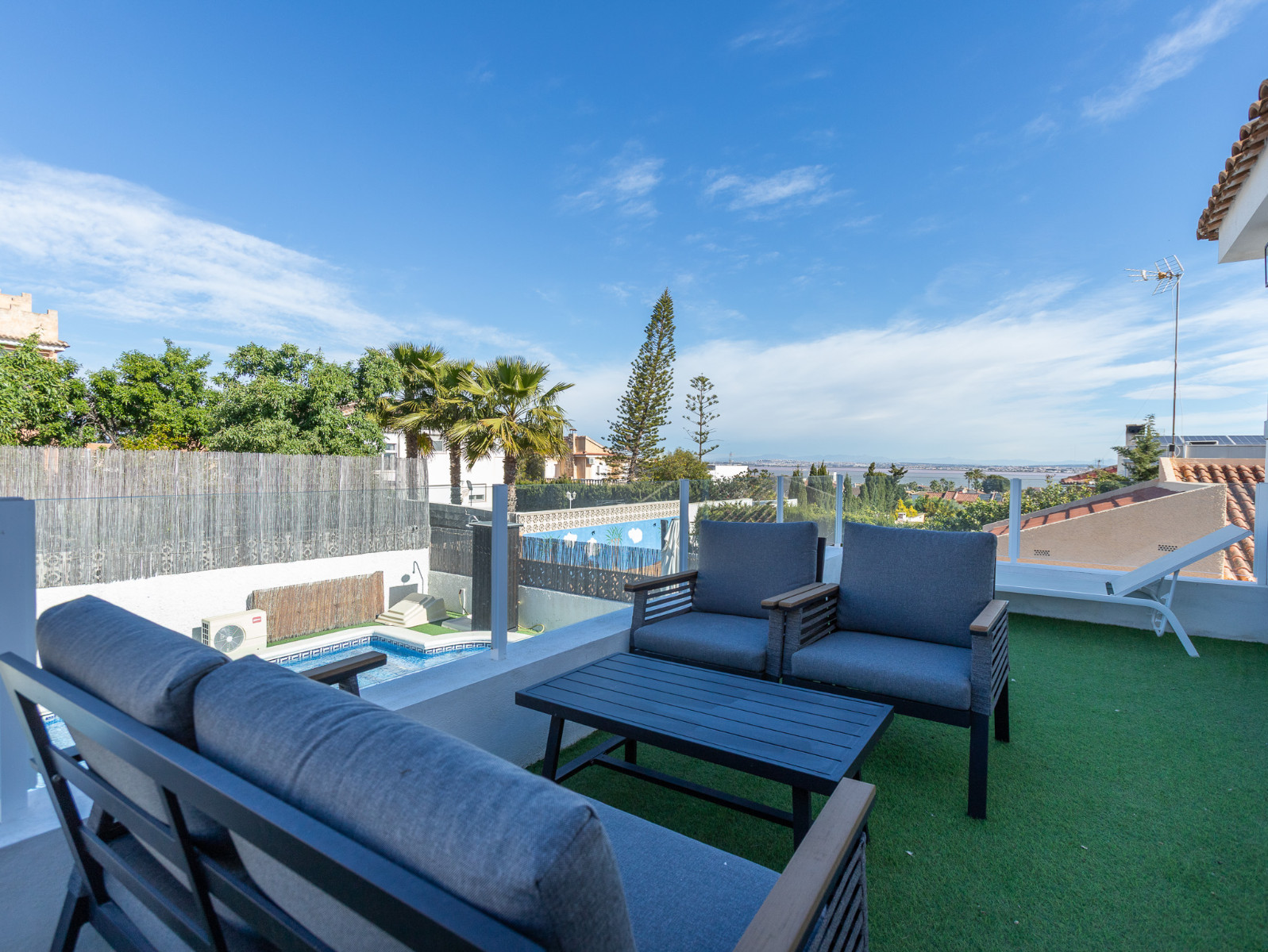 Kitchen in villa for sale in Los Balcones