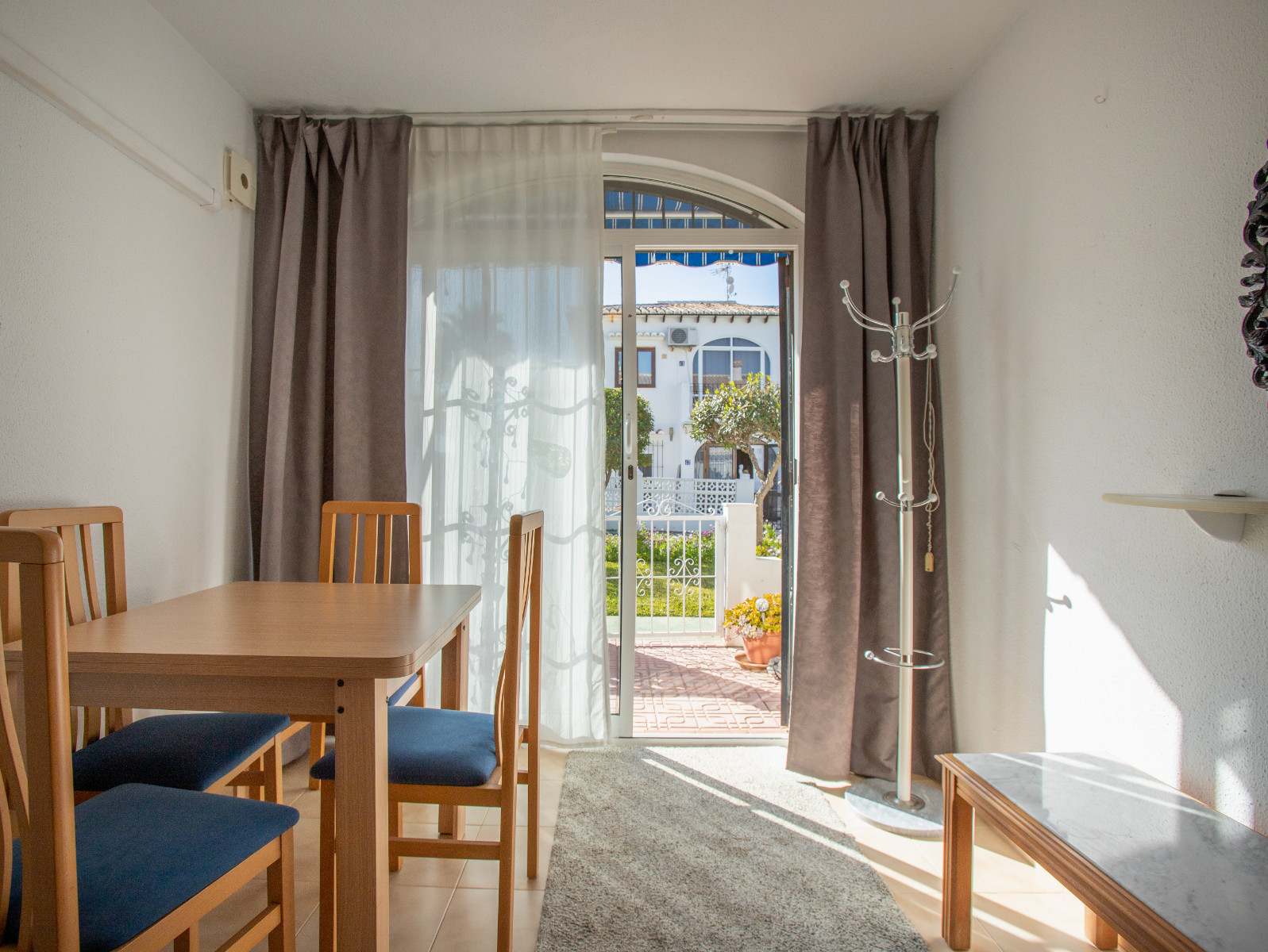 Master bedroom in bungalow for sale in Torrevieja
