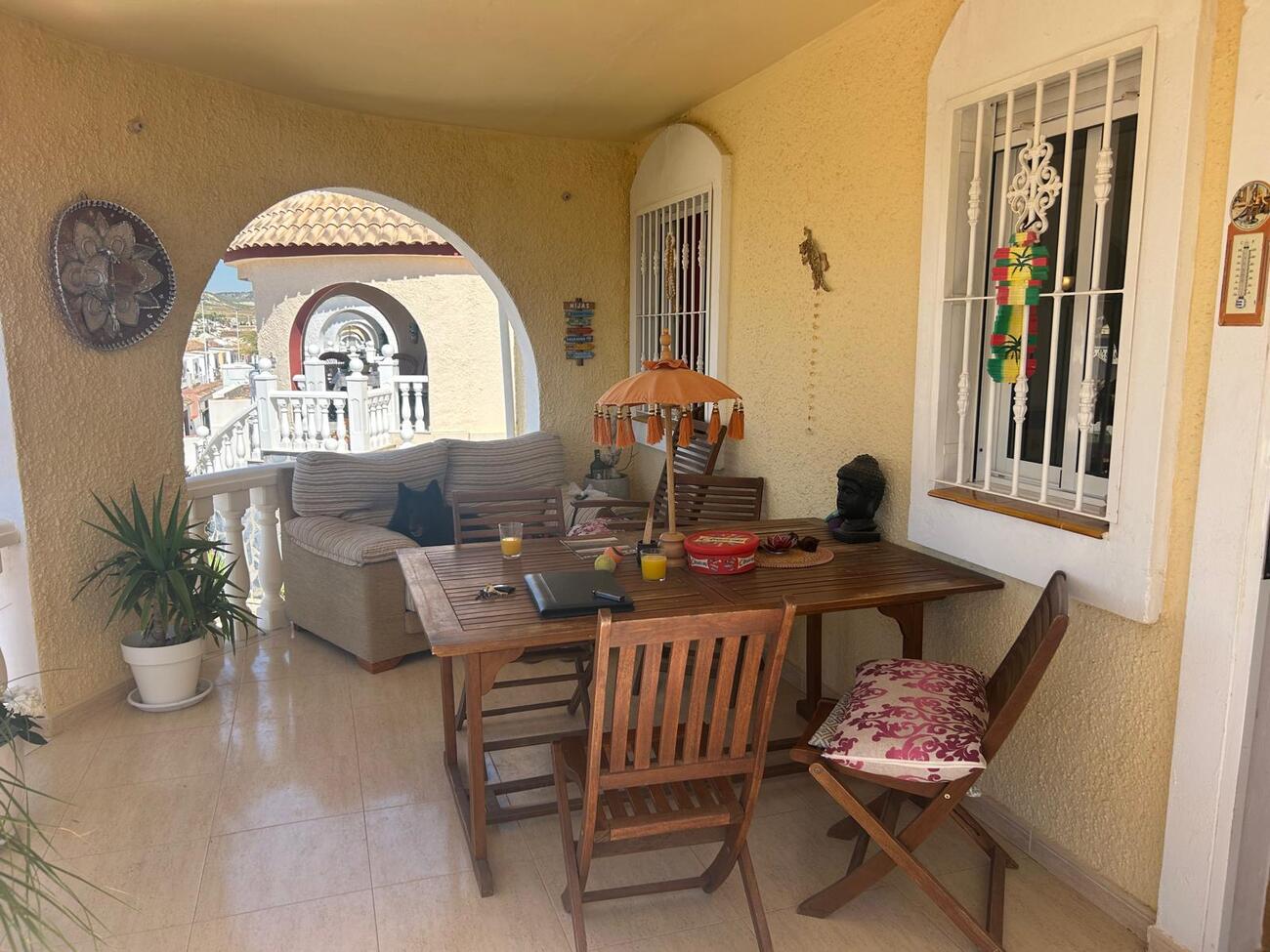 Pool area in villa for sale in Camposol