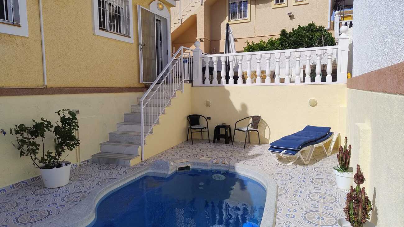 Terrace in villa for sale in Camposol