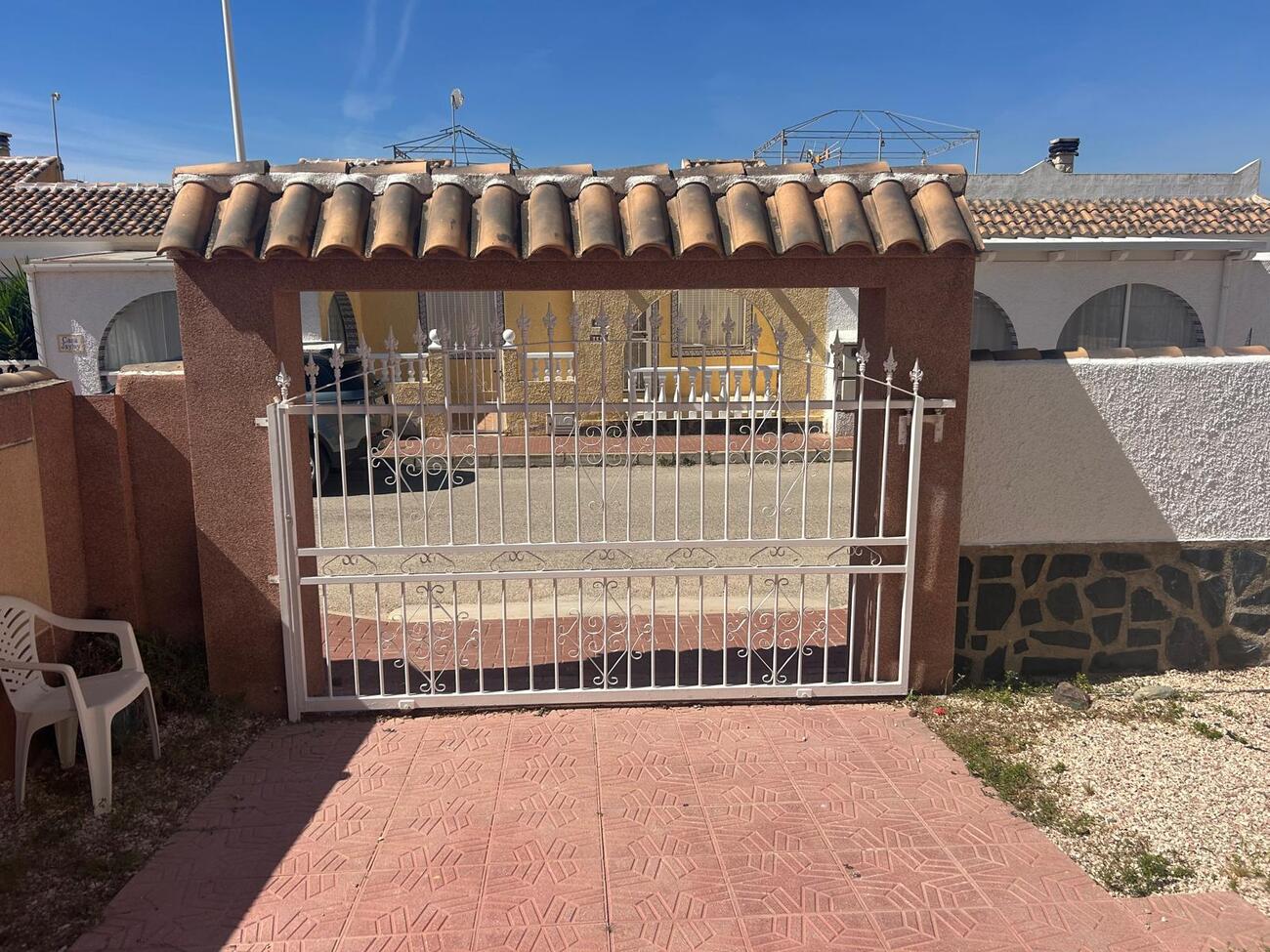 Dining area in villa for sale in Camposol