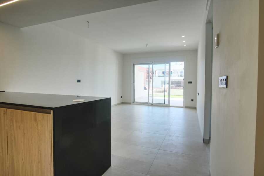 Master bedroom in apartment for sale in Guardamar del Segura