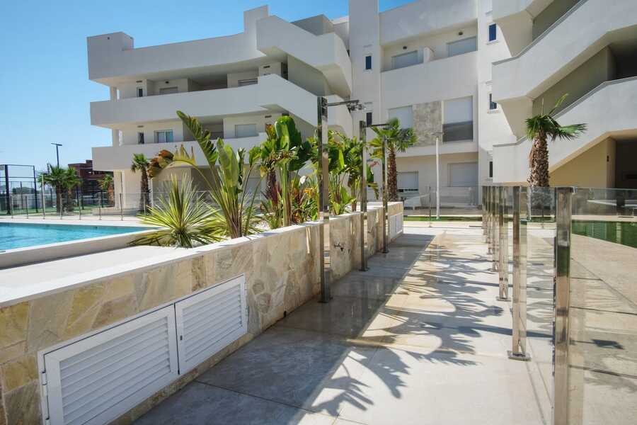 Garden in apartment for sale in Guardamar del Segura