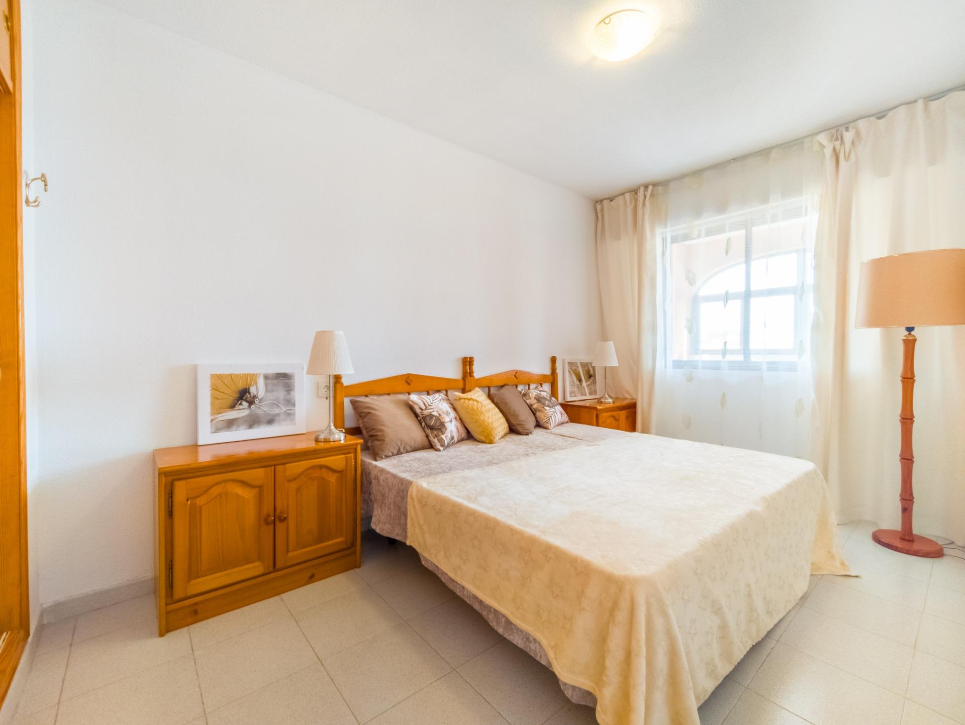 Terrace in apartment for sale in Torrevieja